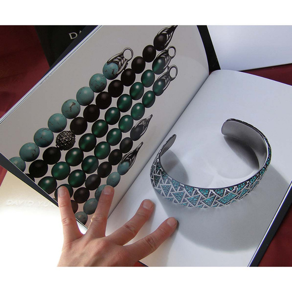 NEW (2) David Yurman 2015 Holiday Glossy Look Books SET OF 2 BOOKS - Picture 8 of 8